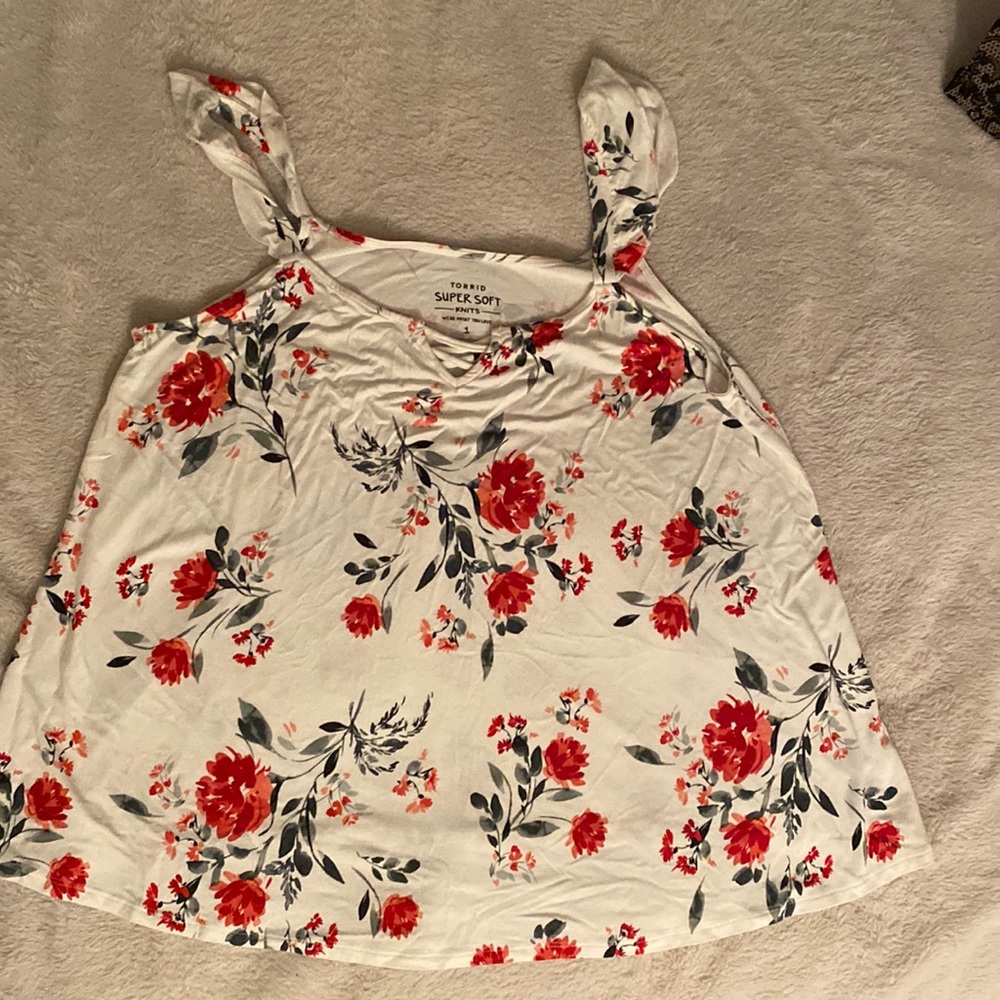 Torrid top size 1